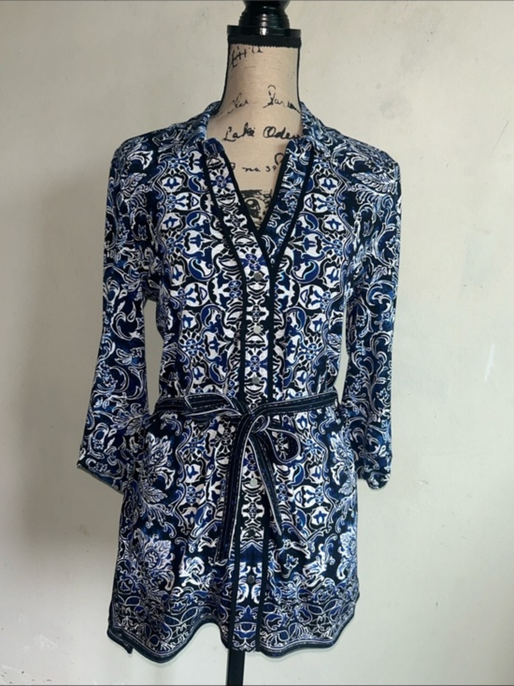 White House Black Market Paisley Button Down Navy Blue Tunic Blouse Size Small